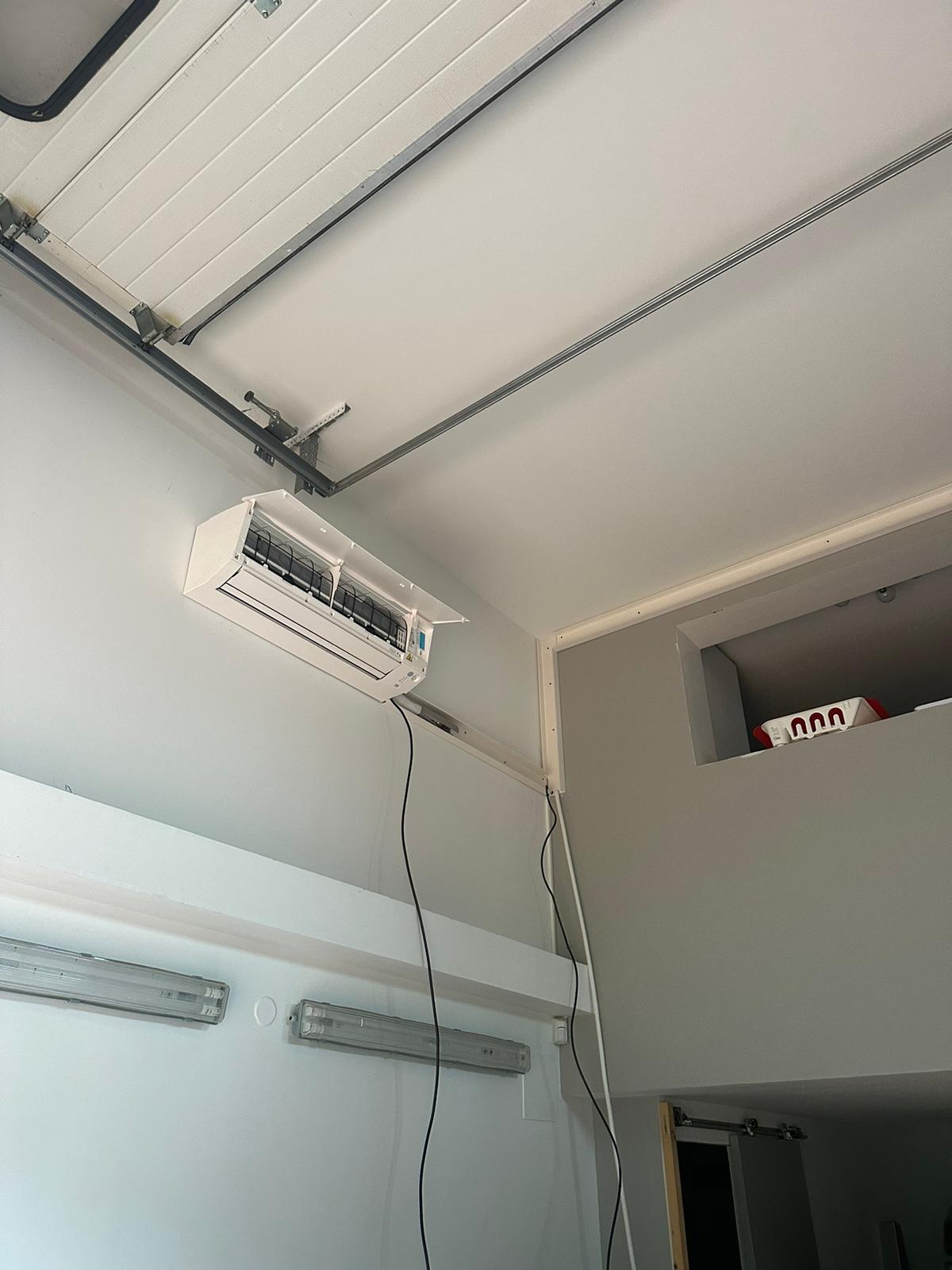 Installation d&rsquo;une Climatisation DAIKIN 7,2kw perfera à Languedoc Outillage